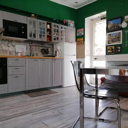 The Billabong Alloggio Uso Turistico Рим Екстериор снимка